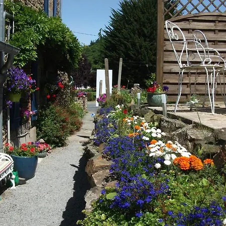 Au Bon Accueil Bed & Breakfast Saint-Marcan
